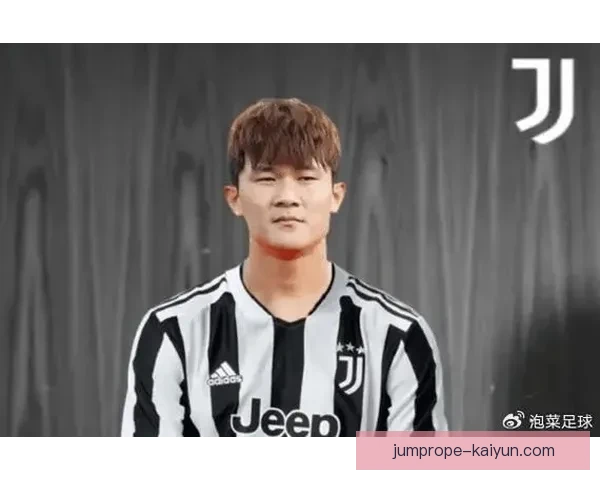 金玟哉双脚能力展示引关注，球场表现持续提升值得期待